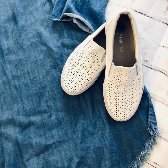 Restricted Shoes - RESTRICTED NWOT Sneakers